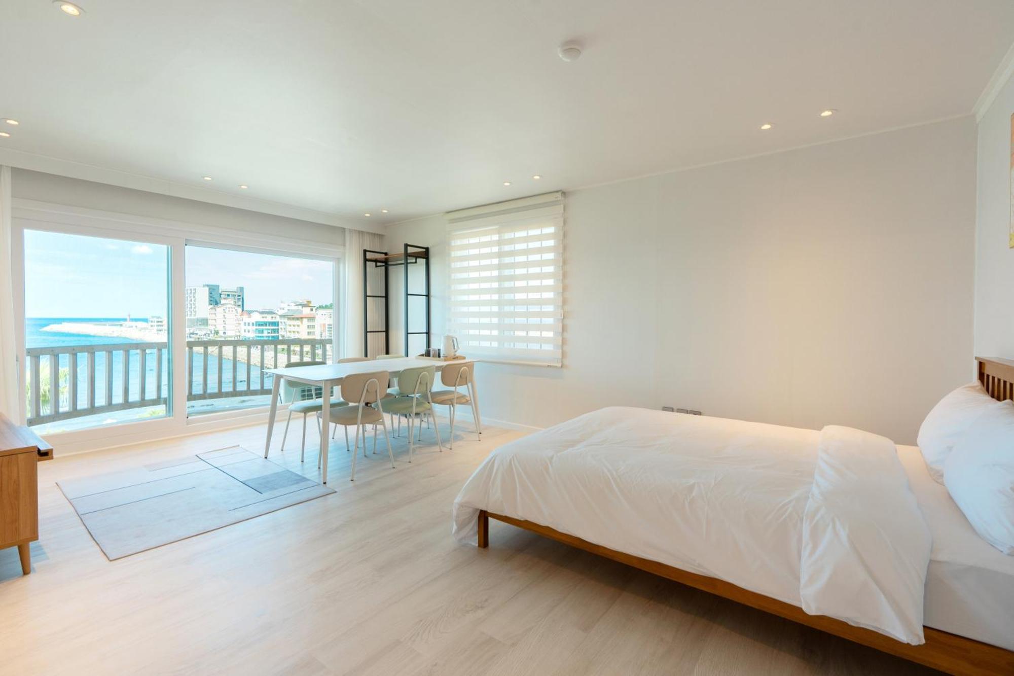 Ocean Palade Hotel Jeju Exterior photo